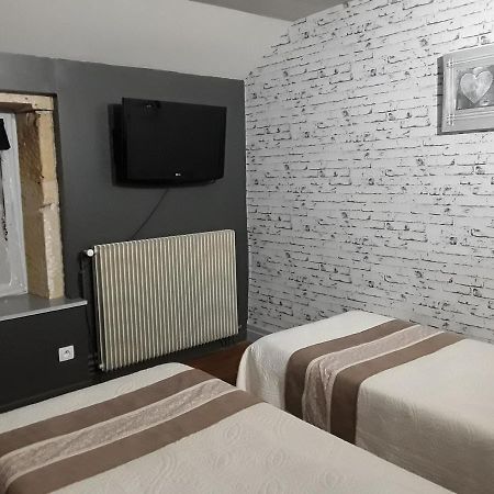 Escampette Hotel Saint-Aubin-en-Charollais Екстериор снимка