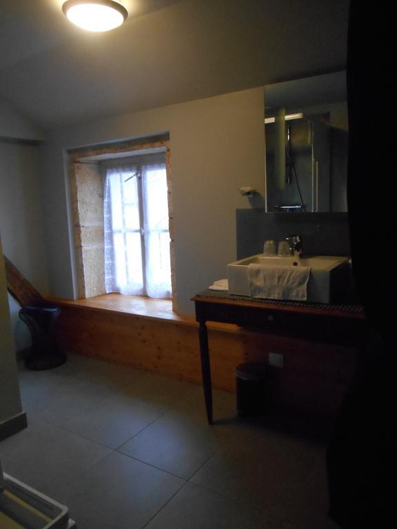 Escampette Hotel Saint-Aubin-en-Charollais Стая снимка