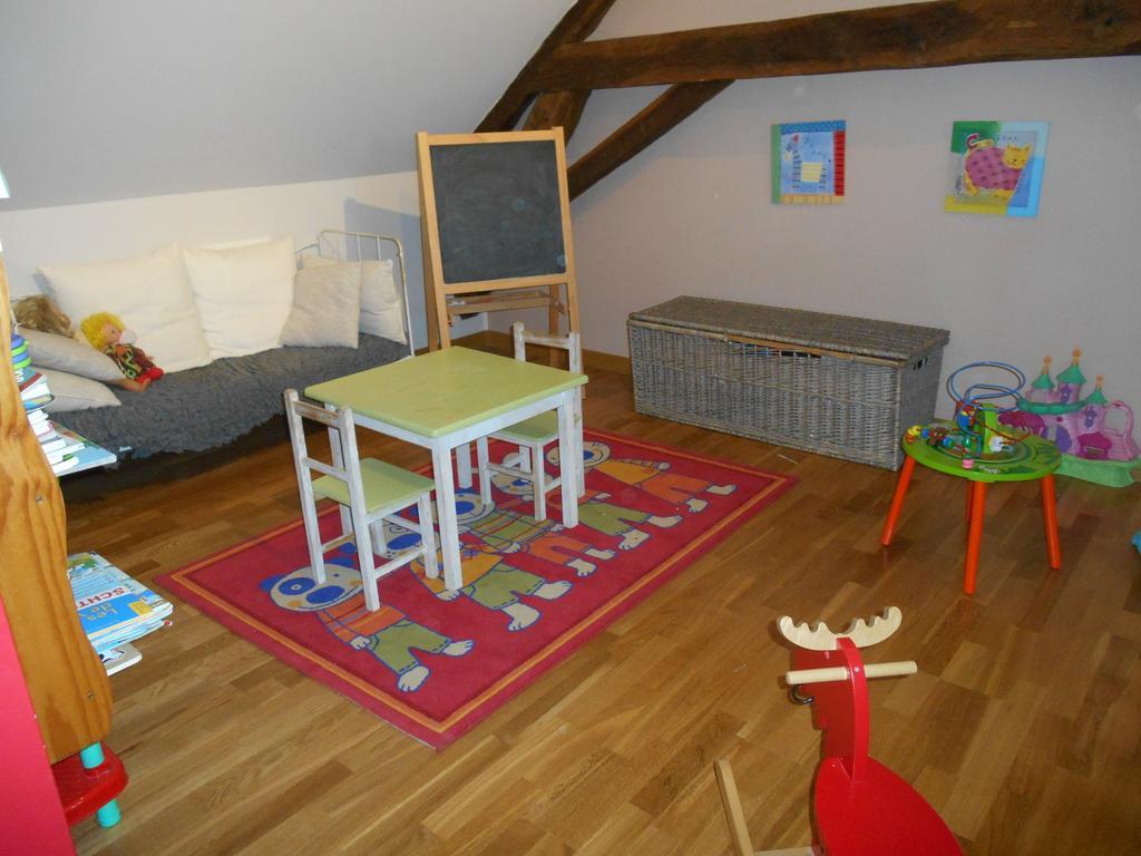 Escampette Hotel Saint-Aubin-en-Charollais Екстериор снимка