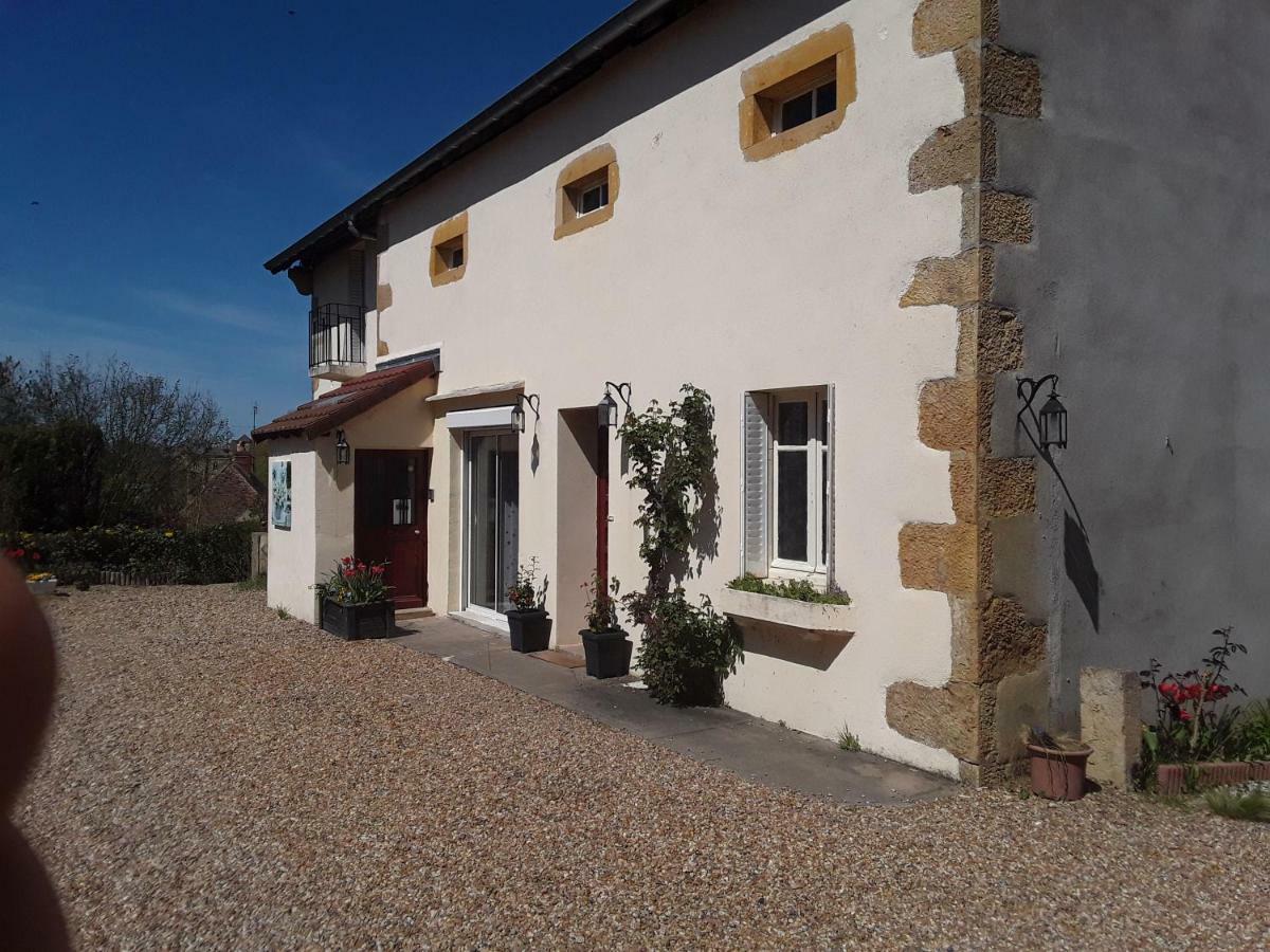Escampette Hotel Saint-Aubin-en-Charollais Екстериор снимка